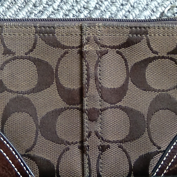 Coach brown small wristlet - Picture 8 of 10